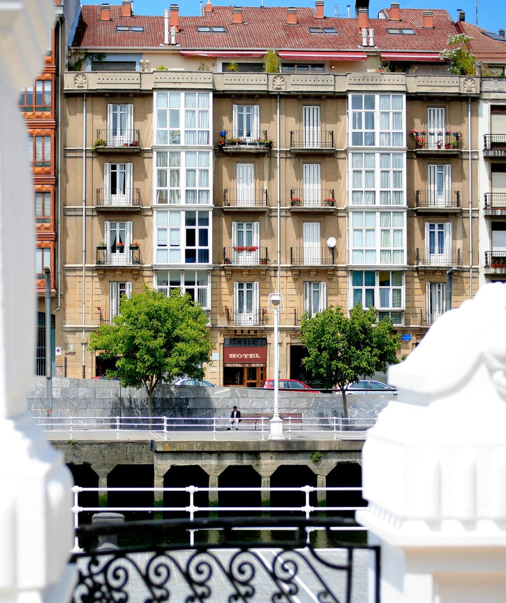 Hotel Ripa Bilbao Dış mekan fotoğraf